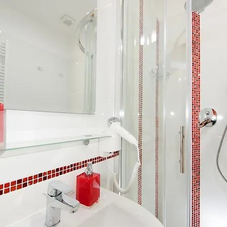 Gemme Di Gasthuis Rome